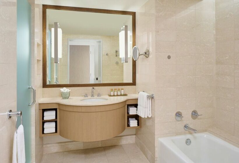 Стандартный Номер Кровать Кинг, Prince Waikiki