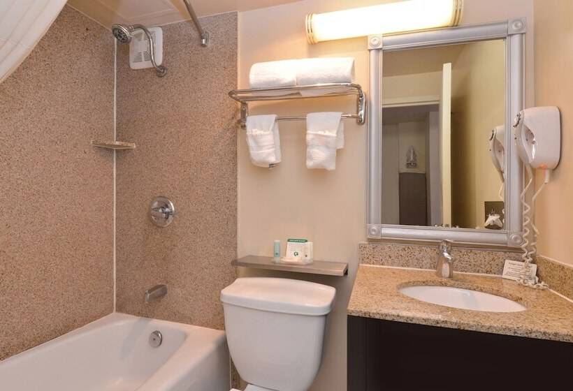 Номер Стандарт 2 Двуспальные Кровати, Quality Inn & Suites Montebello   Los Angeles