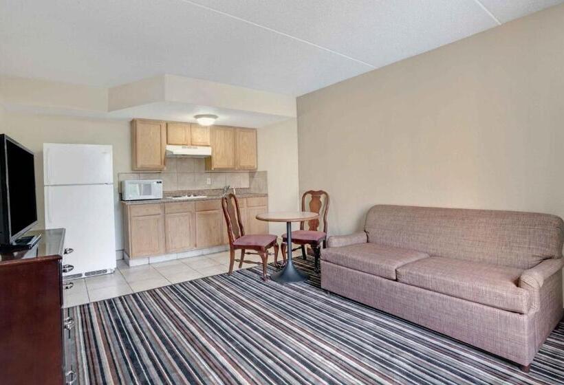 سوییت, Wyndham Garden Charlotte Airport Southeast