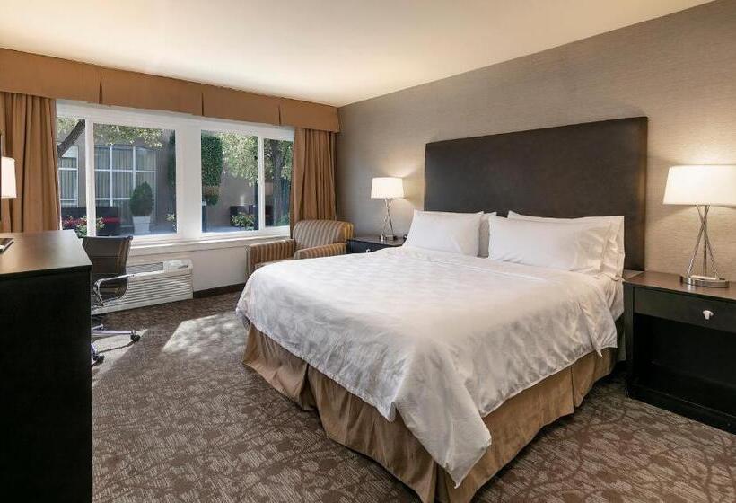 장애인을 위한 킹사이즈 침대 스탠다드 룸, Holiday Inn West Covina, An Ihg