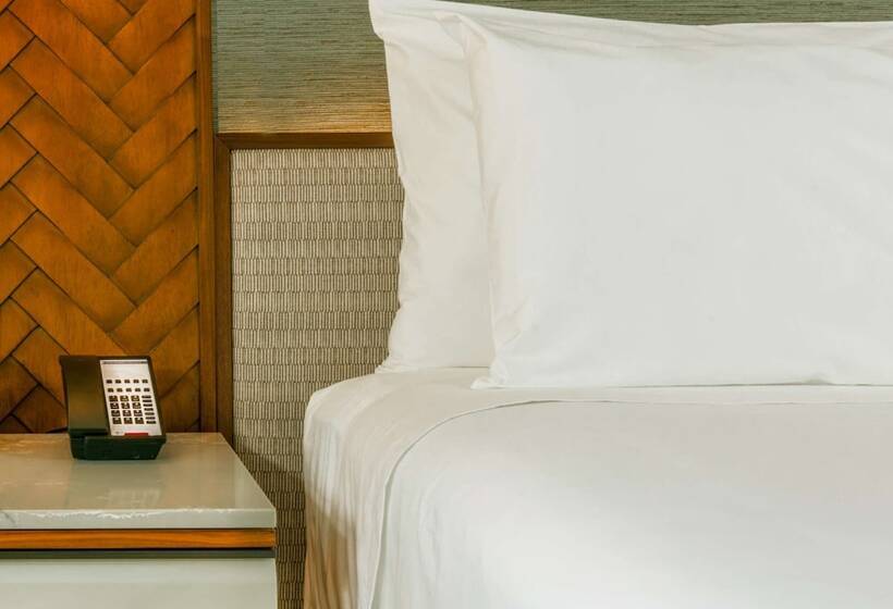 스탠다드 룸 더블 침대, Hyatt Regency Maui Resort & Spa