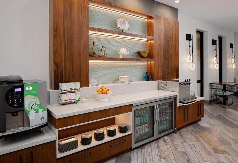 장애인을 위한 스탠다드 룸, Pleasanton Marriott