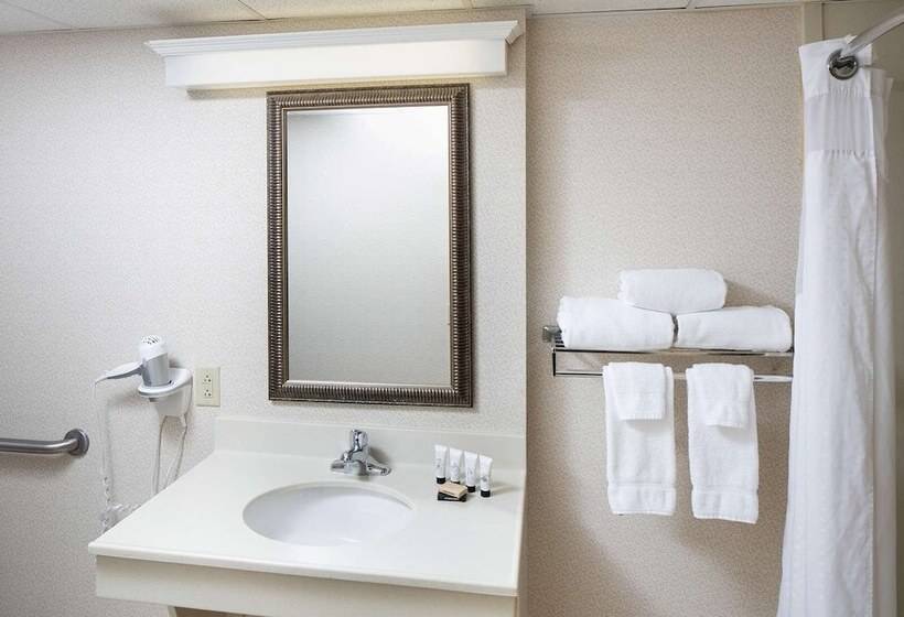 Quarto Executivo, Red Lion Hotel Harrisburg Hershey