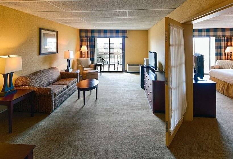 Family Suite, Red Lion Hotel Harrisburg Hershey