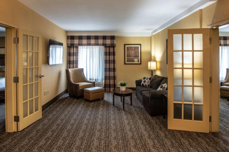 Президентский Люкс, Red Lion Hotel Harrisburg Hershey