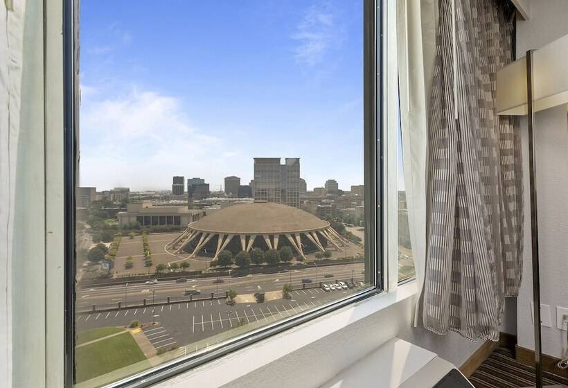 Президентский Люкс, Wyndham Garden Norfolk Downtown