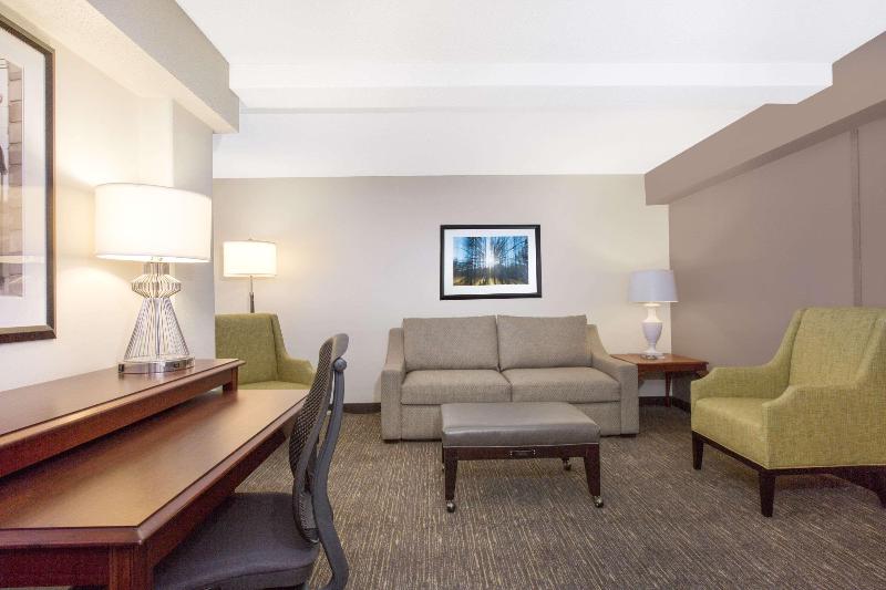 اتاق استاندارد با تخت بزرگ, Wyndham Philadelphia Historic District