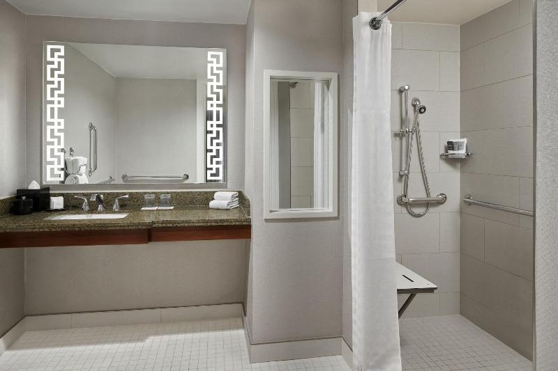 اتاق استاندارد با تخت بزرگ برای معلولان, Jw Marriott Washington, Dc