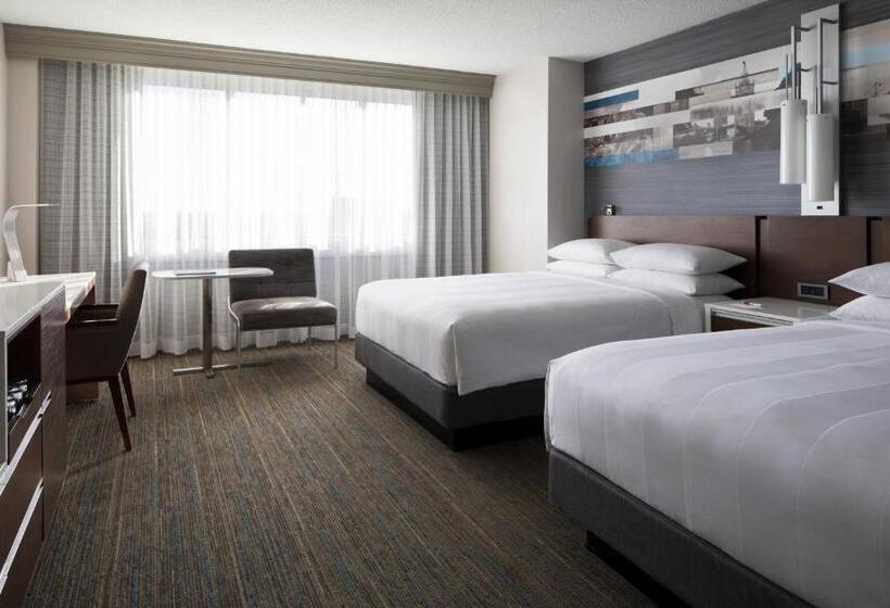 带2个双人床的标准工作室, Kansas City Marriott Country Club Plaza