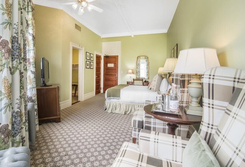 Номер Deluxe, Omni Mount Washington Resort & Spa