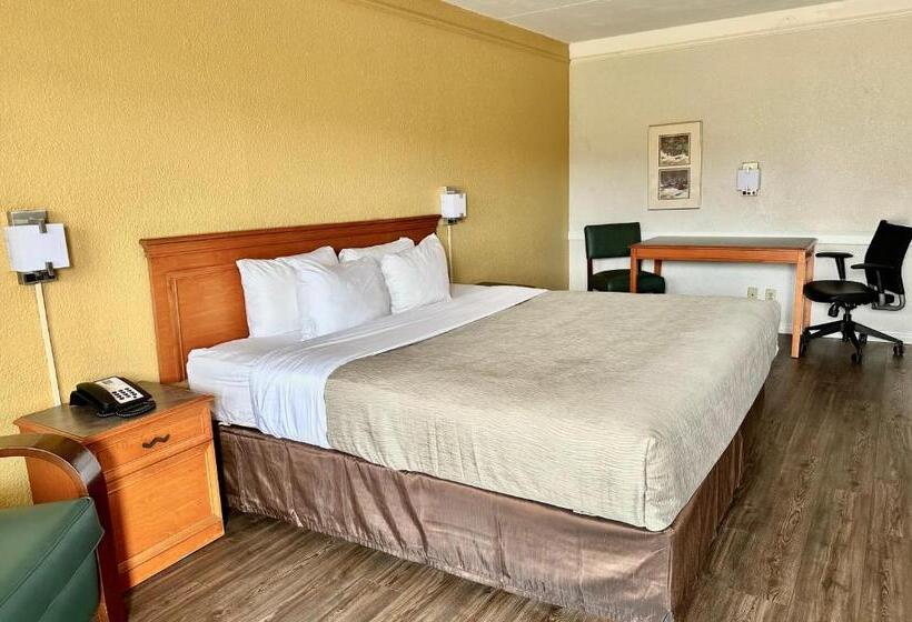 Стандартный Номер Кровать Кинг, Quality Inn Nacogdoches Near University