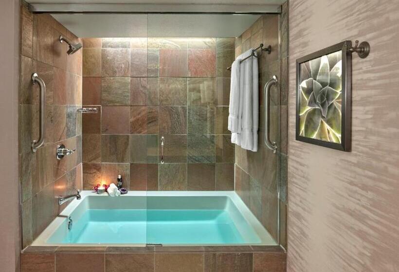 חדר סטנדרט פנימי, Loews Ventana Canyon Resort