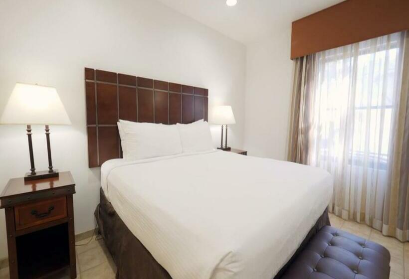 سوییت, Los Abrigados Resort And Spa