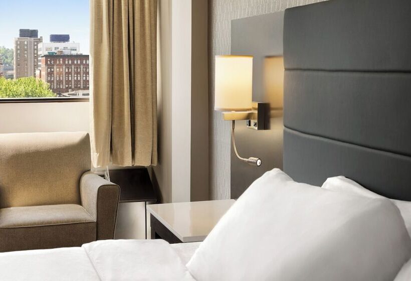 Standard Szoba, Crowne Plaza Knoxville Downtown University, An Ihg