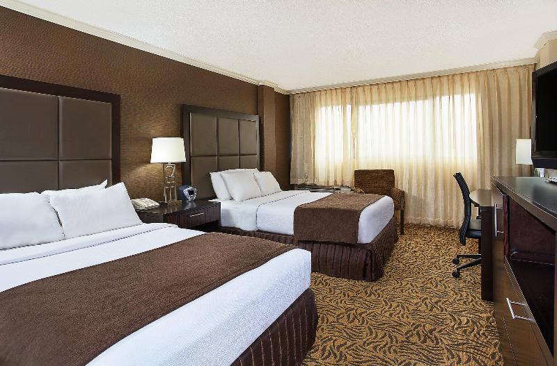 Standard Szoba, Crowne Plaza Knoxville Downtown University, An Ihg