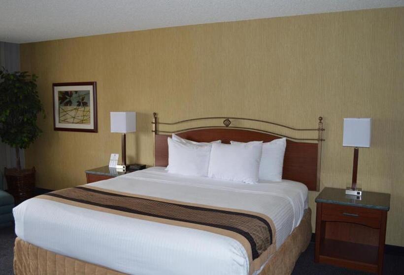 Номер Стандарт с Кухней, Best Western Cascadia Inn