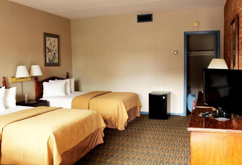 Номер Стандарт 2 Двуспальные Кровати, Governor House Inn Arlington/falls Church