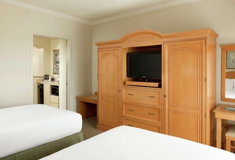 Люкс, Hilton Boca Raton Suites