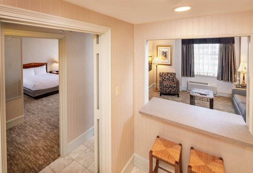 Люкс, Hilton Cincinnati Netherland Plaza
