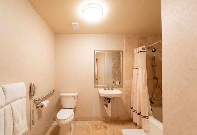 اتاق استاندارد برای معلولان, Pacific Terrace