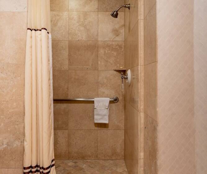 اتاق استاندارد برای معلولان, Pacific Terrace