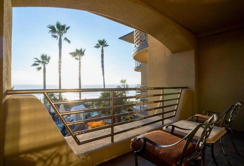 سوئیت جونیور با چشم‌انداز, Pacific Terrace