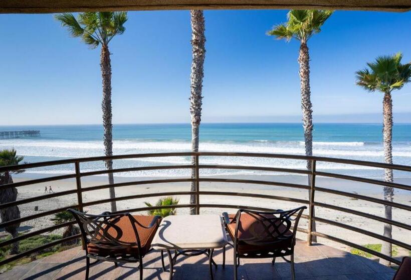 سوئیت با وان آب گرم, Pacific Terrace