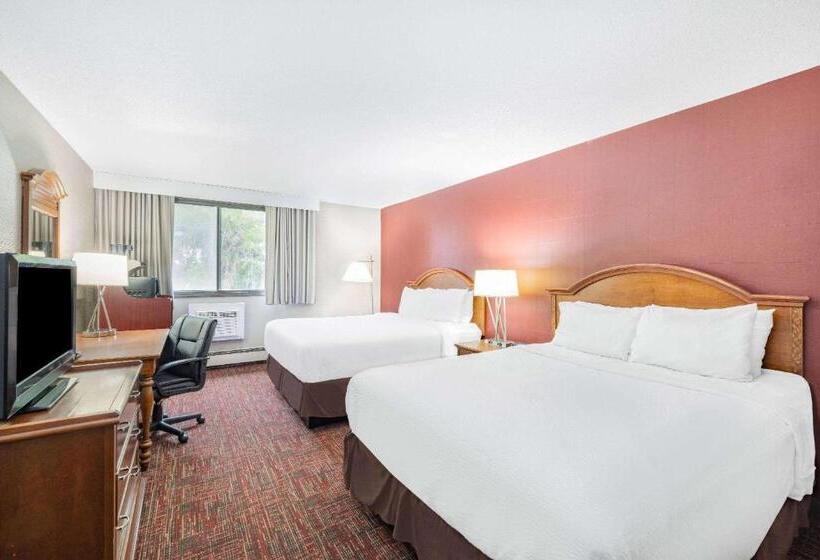 标准间, Ramada By Wyndham Grand Forks