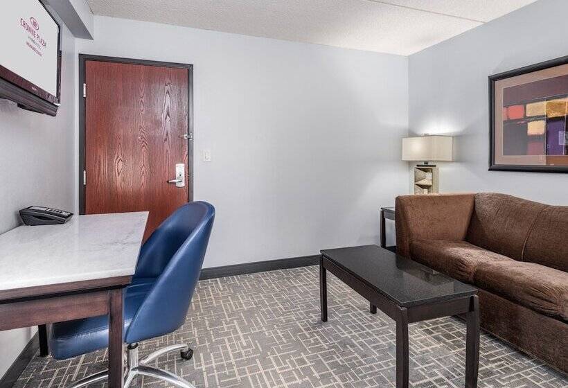 스위트, Crowne Plaza Milwaukee South, An Ihg