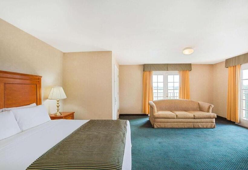 استودیو استاندارد با تخت کینگ, Ramada By Wyndham Flagstaff East