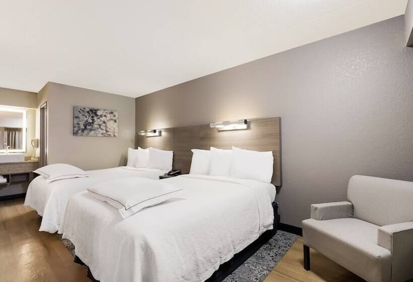 프리미엄 룸, Red Roof Inn Plus+ Chicago   Naperville