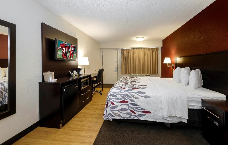带大床的高级房间, Red Roof Inn Washington, Pa