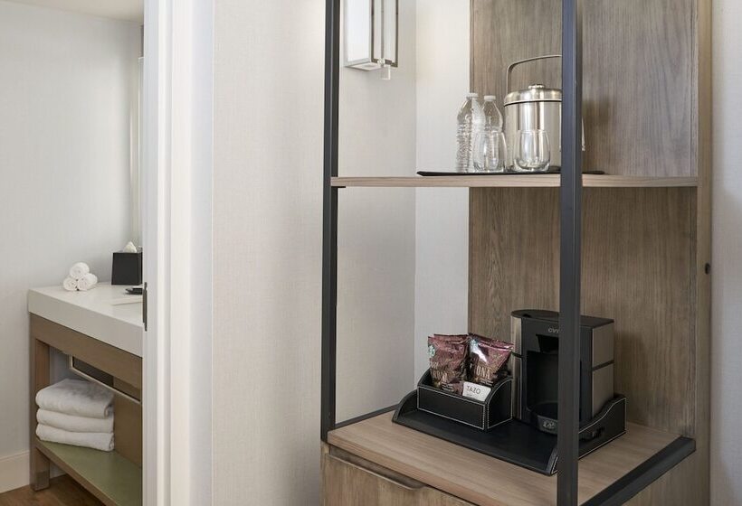 اتاق استاندارد با 2 تخت دوبل, Sheraton Pittsburgh Hotel At Station Square