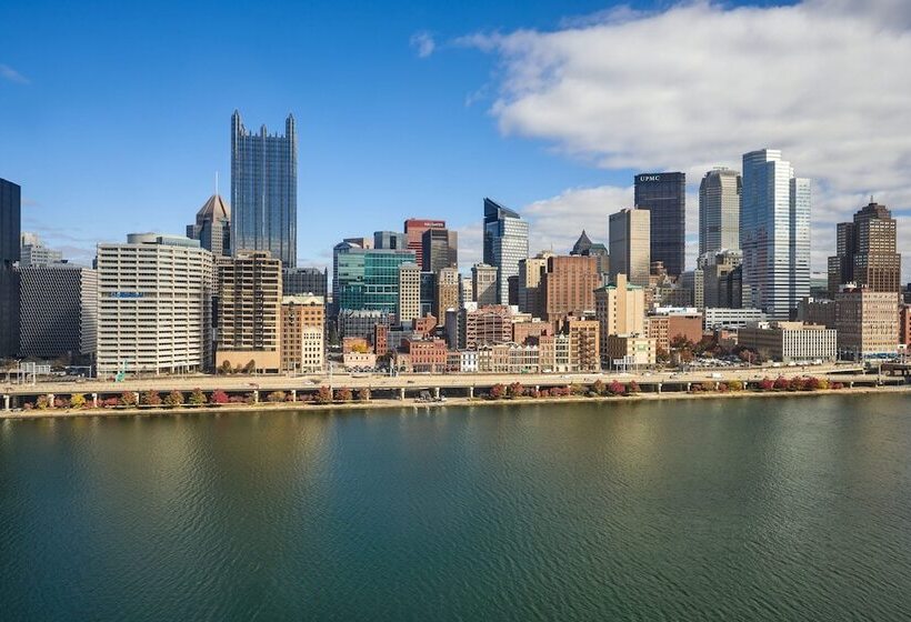 سوئیت پرزیدنت, Sheraton Pittsburgh Hotel At Station Square