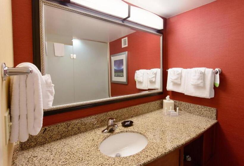 Номер Superior Кровать Кинг, Courtyard By Marriott Canton