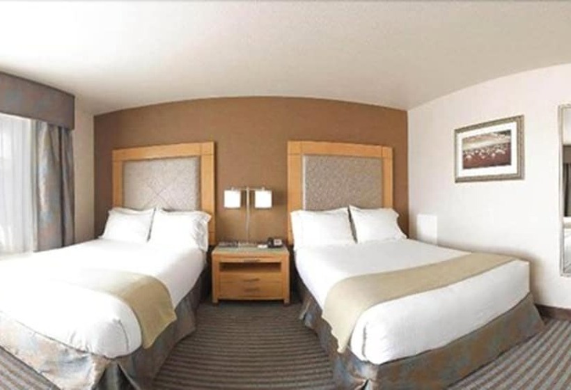 스탠다드 룸 더블 침대 2개, Holiday Inn Express Monterey   Cannery Row, An Ihg