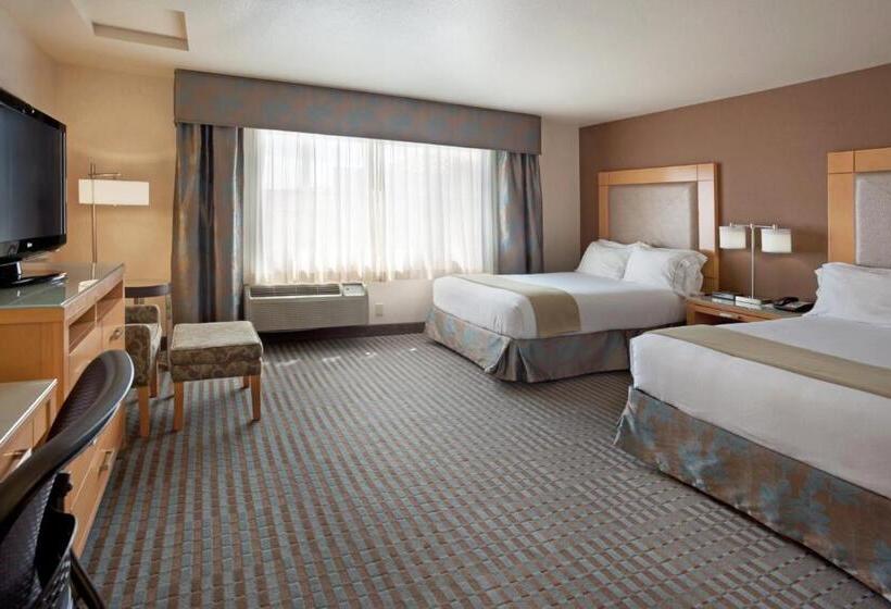 장애인을 위한 스탠다드 룸, Holiday Inn Express Monterey   Cannery Row, An Ihg