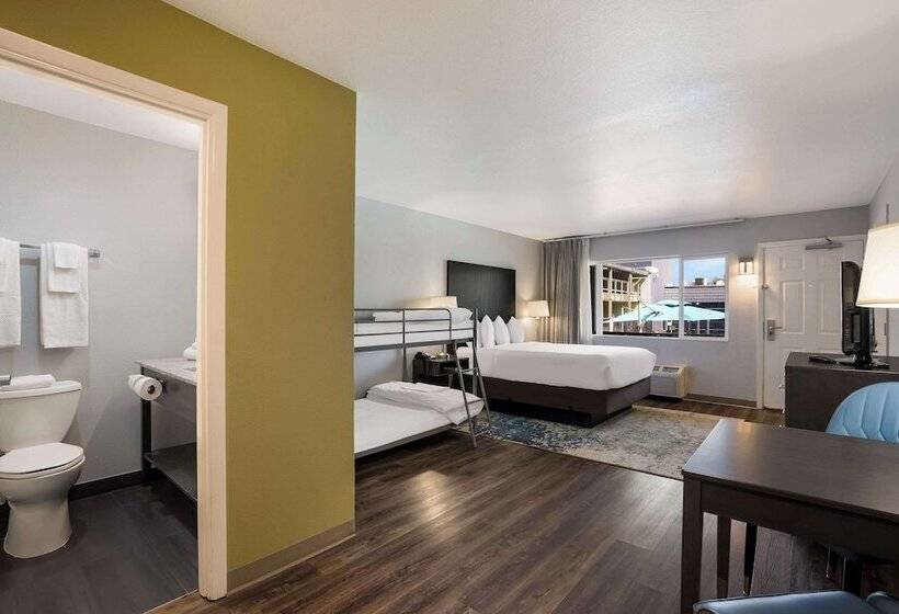 اتاق استاندارد, Richland Riverfront Hotel, Ascend Hotel Collection