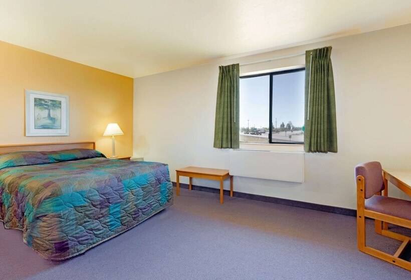 Люкс, Super 8 By Wyndham Klamath Falls