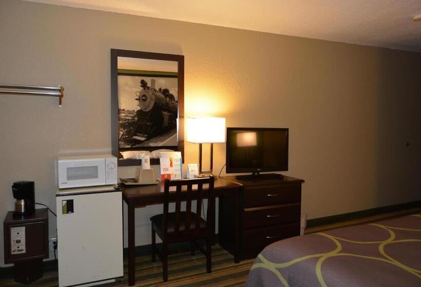 اتاق استاندارد, Super 8 By Wyndham Topeka/wanamaker Rd/i70