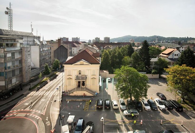 اتاق خانوادگی, City Hotel Ljubljana