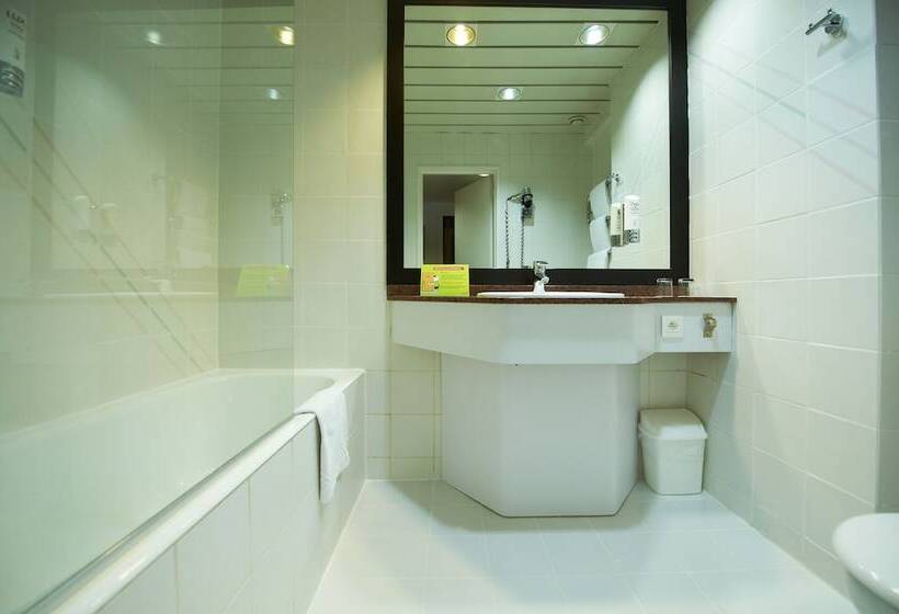 اتاق استاندارد یک نفره, a&o Brussel Centrum