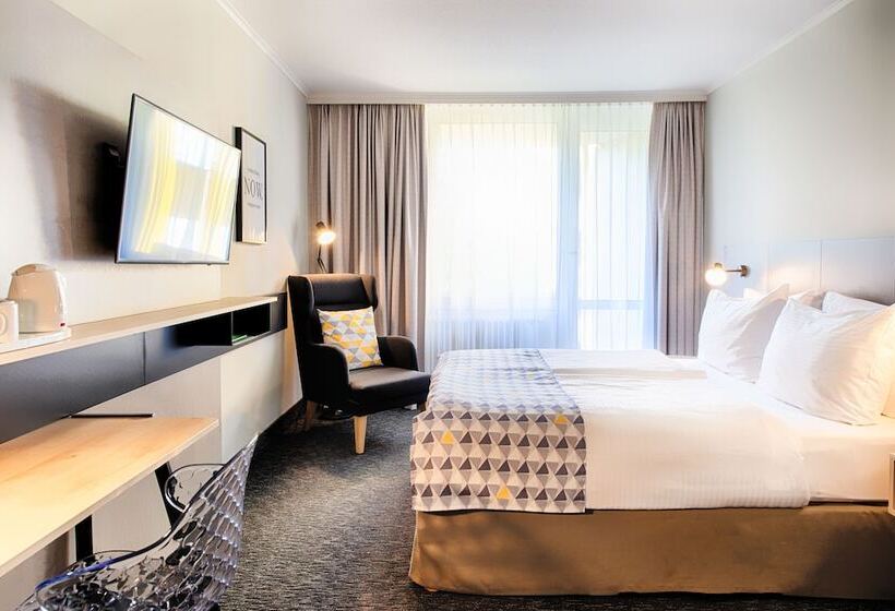 اتاق استاندارد با تخت دوبل, Holiday Inn Munich   South, An Ihg