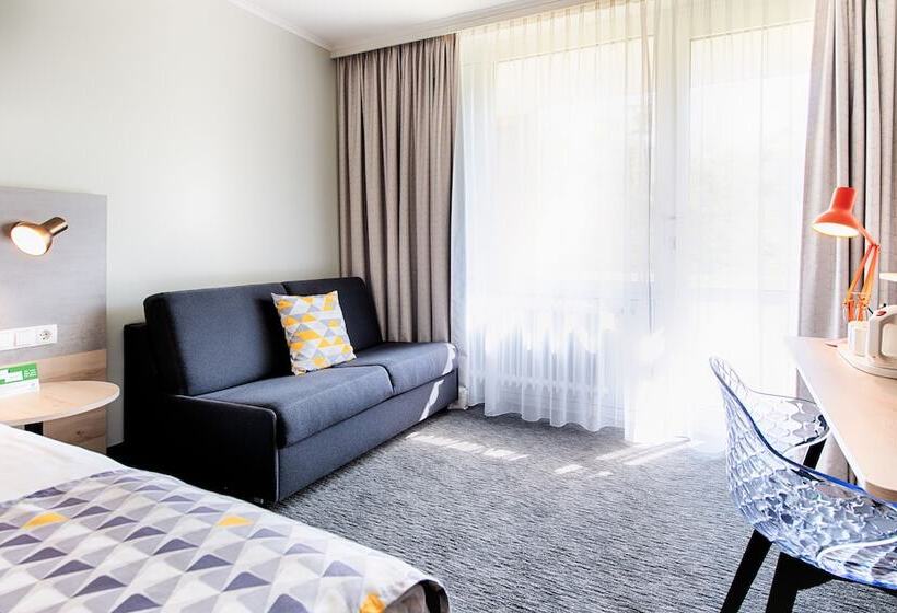 اتاق استاندارد با 2 تخت دوبل, Holiday Inn Munich   South, An Ihg