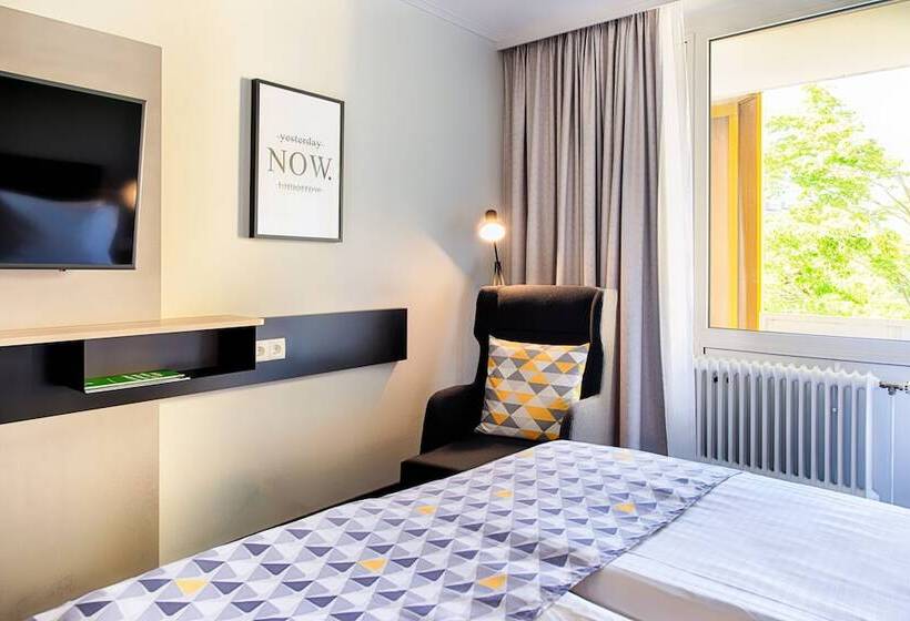 اتاق استاندارد با تخت دوبل, Holiday Inn Munich   South, An Ihg
