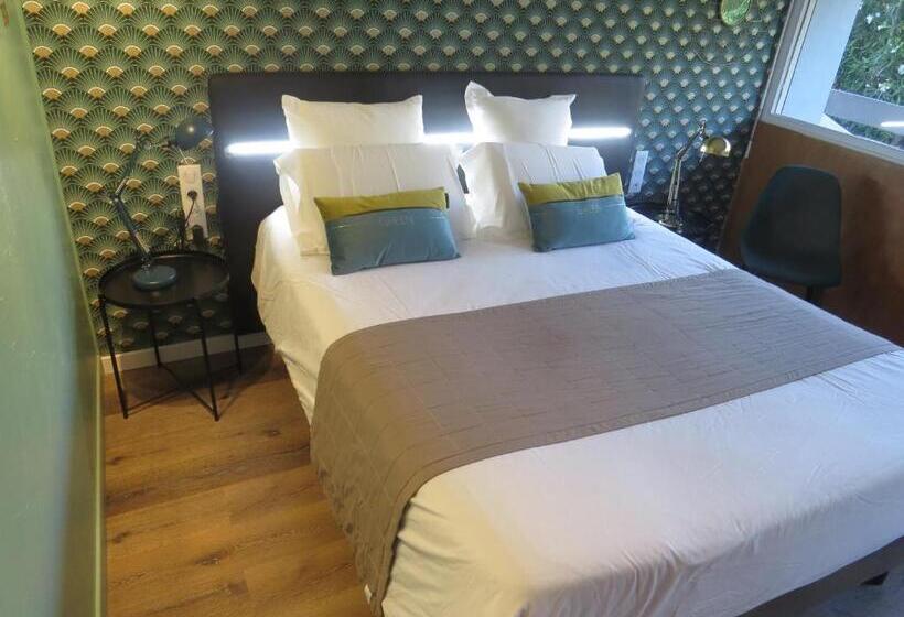 Номер Стандарт, Hôtel Kyriad Cap Sud