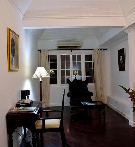 سوییت لوکس, Grand Hotel Excelsior Port Royal