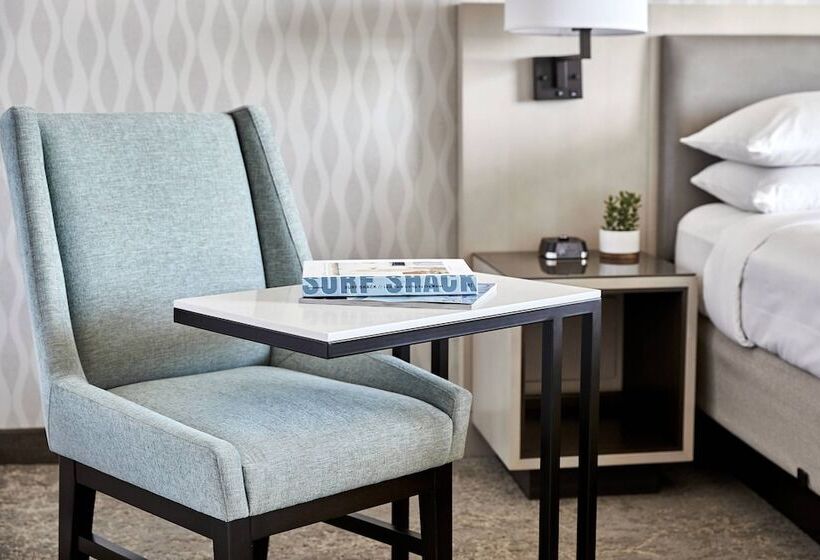 带2个双人床的标准工作室, Los Angeles Airport Marriott