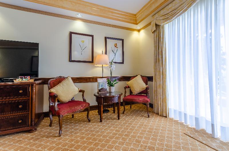 غرفة قياسية مطلّة علي النهر, Olissippo Lapa Palace – The Leading Hotels Of The World