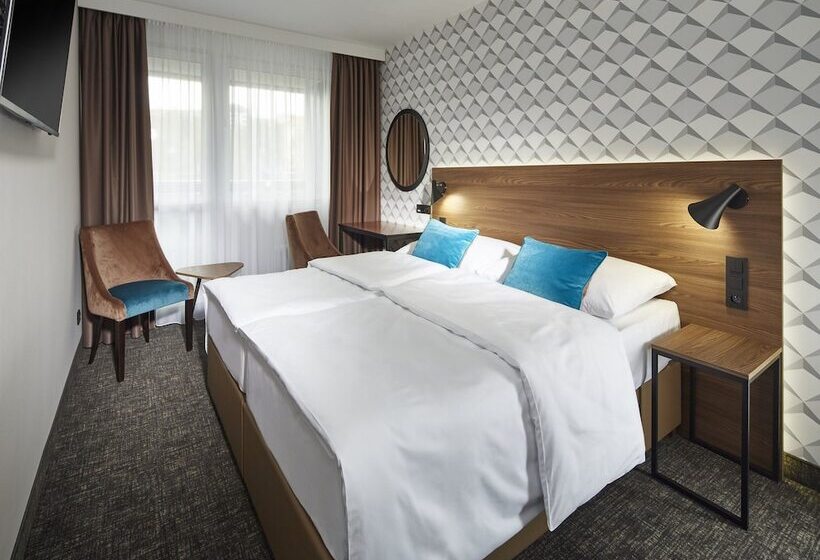 Quarto Deluxe, Orea Hotel Pyramida Praha